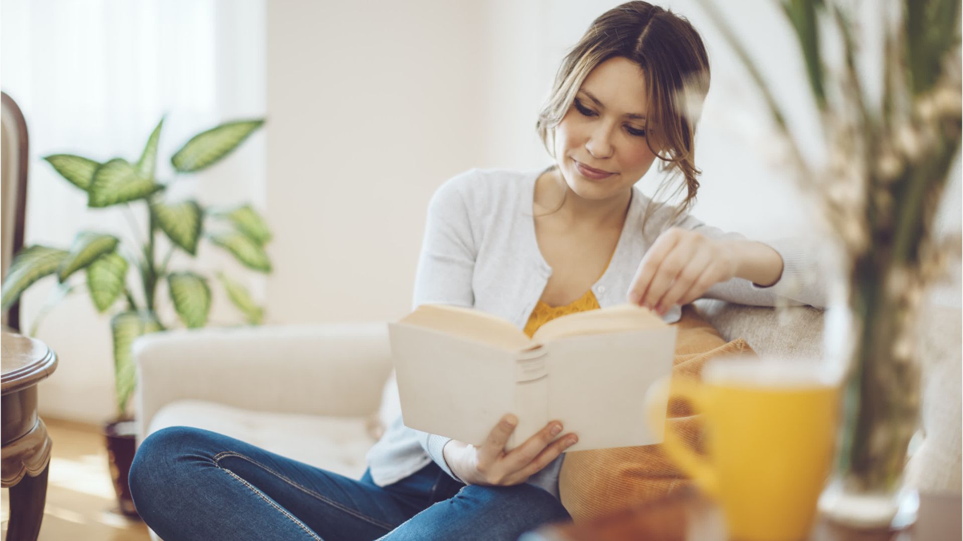 da l8217odore del lupo a la ragazza soldato le eroine della narrativa contemporanea raccontate dalle libraie che le hanno scelte