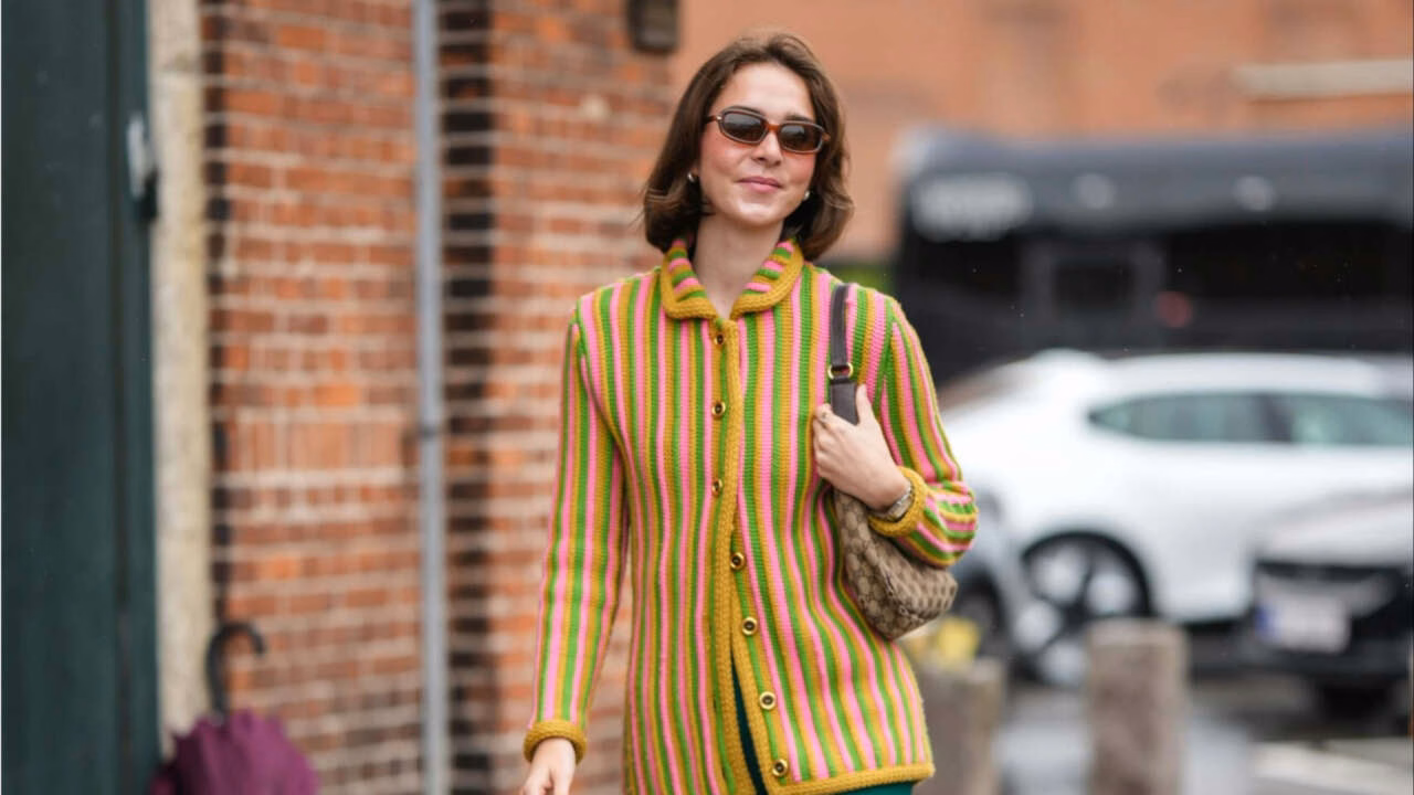 Calzini bianchi a vista: 5 look per abbinarli con scarpe, gonne e pantaloni