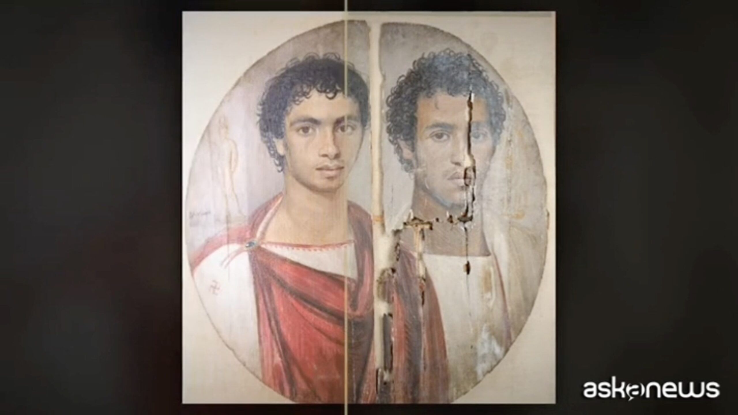 200 stato presentato al cairo il restauro del tondo dei due fratelli uno dei pi249 affascinanti capolavori della pittura antica e tra le testimonianze pi249 significative della tradizione dei ritratti del fayum punto d incontro tra cultura egizia greca e romana
