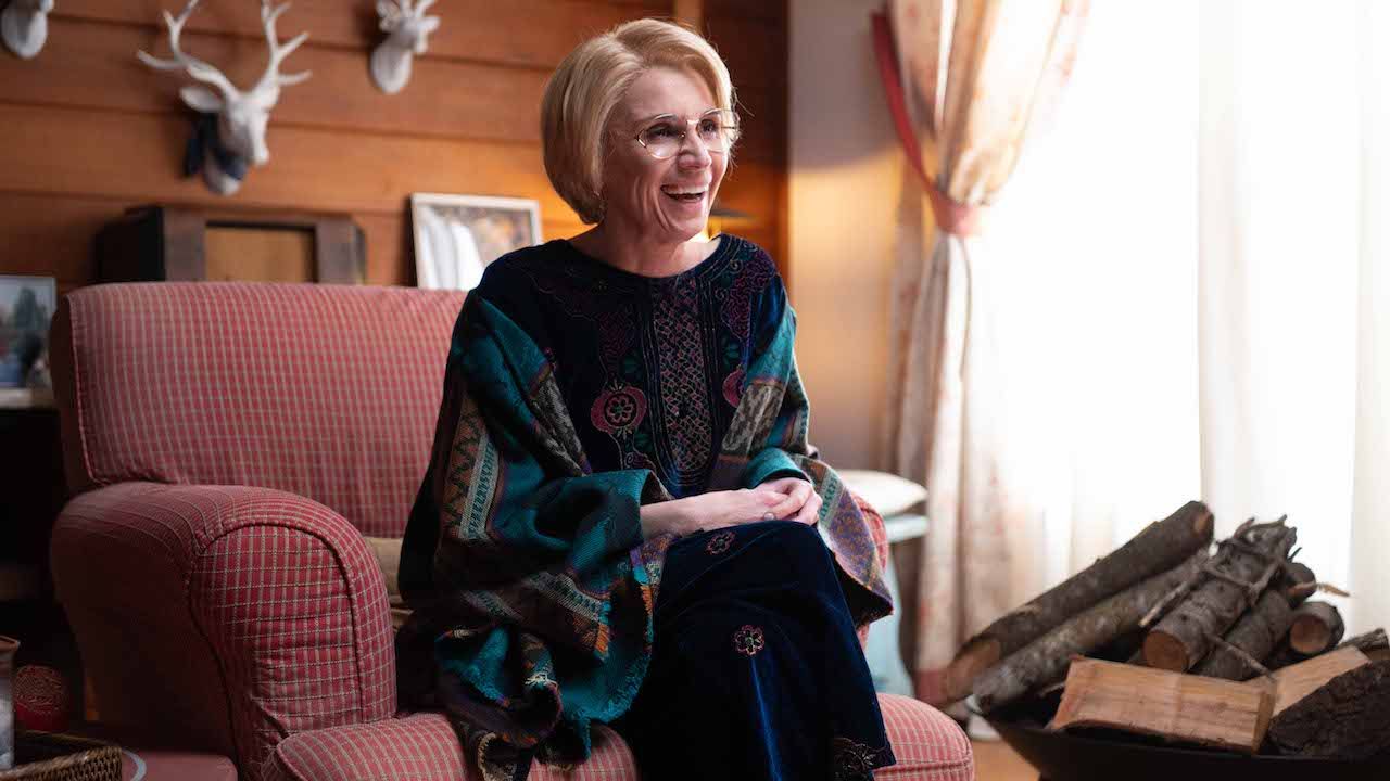 su hbo max emanuela fanelli racconta il suo futuro da dimenticata nella serie surreale peccato un falso documentario sulla se stessa del 2049