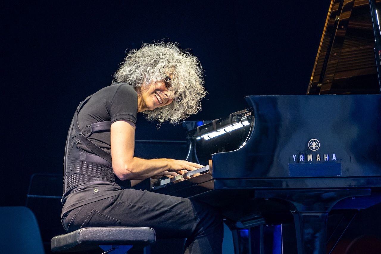 alla sua stellina il maestro ha dedicato una melodia straziante e bellissima insieme che debutter224 a milano il prossimo 14 ottobre
