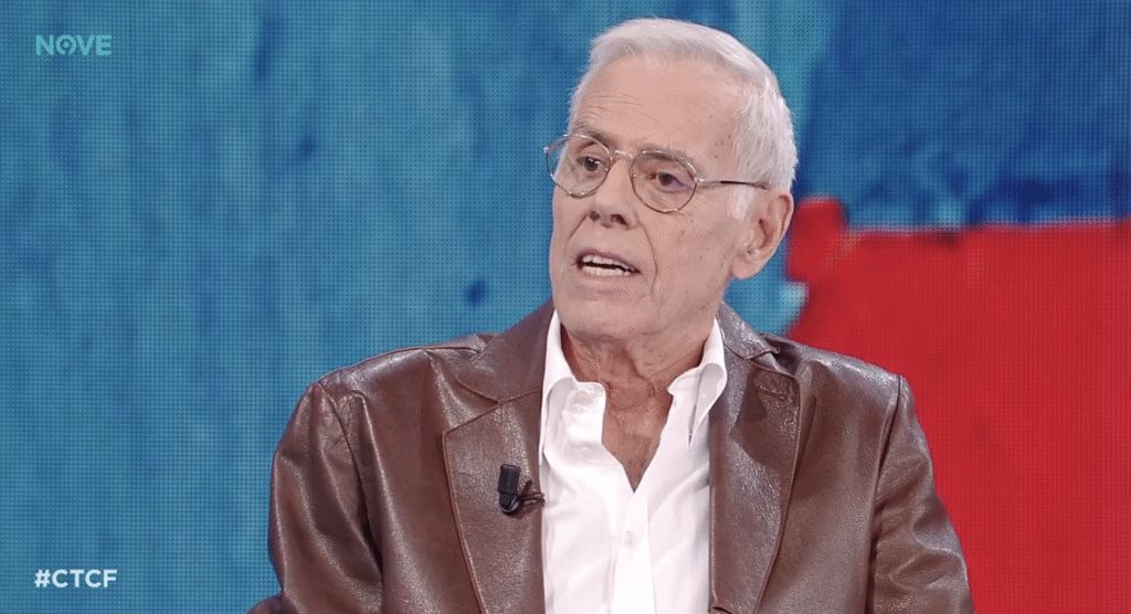 il comico di 81 anni torna in televisione ospite di fabio fazio a che tempo che fa e racconta mesi difficili sono stato a ibiza tre mesi non sono mai uscito casa
