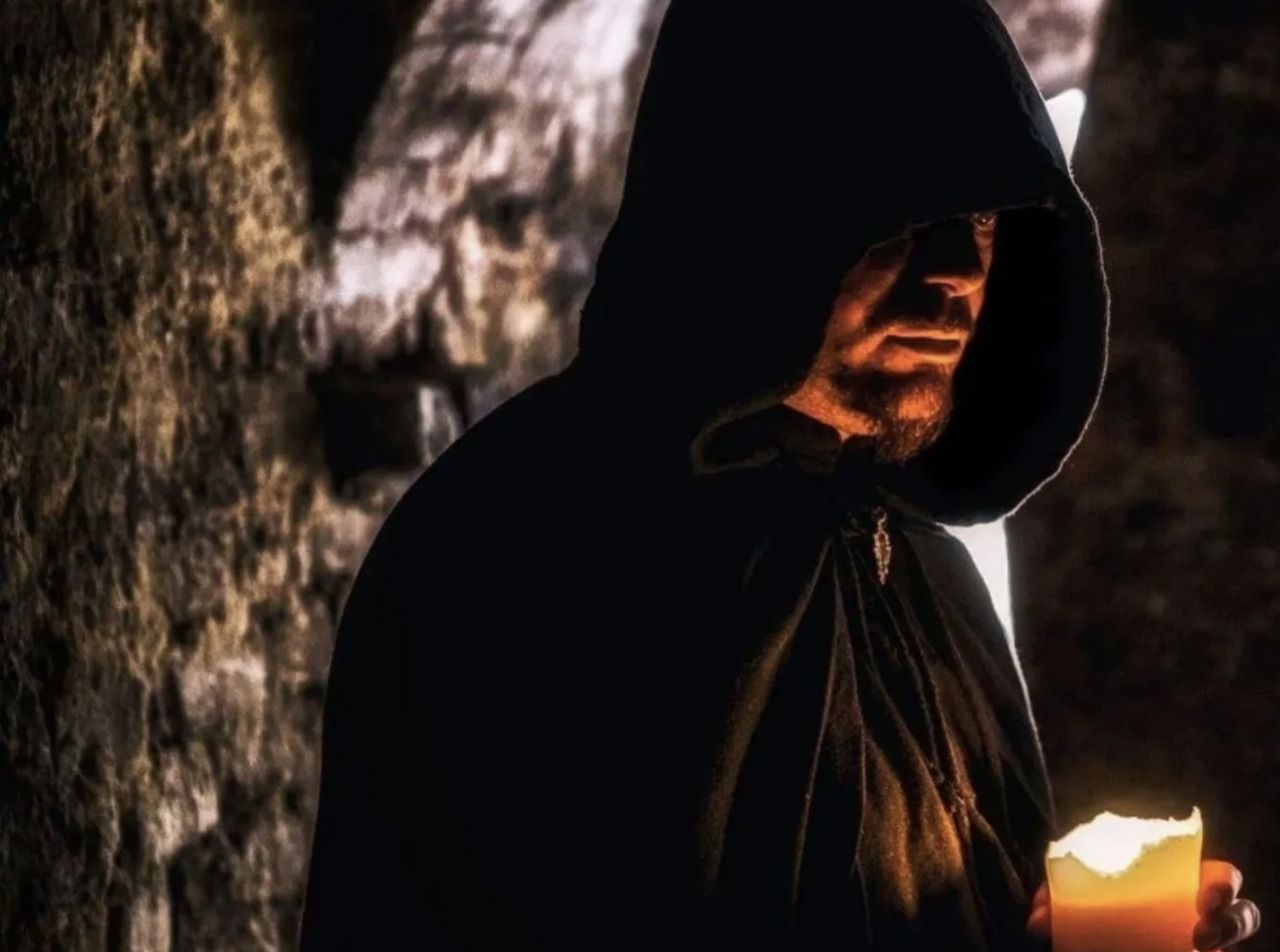 il primo halloween storico d8217italia festeggia una nuova edizione nel borgo marchigiano con tre giornate di esperienze immersive nel cuore del paese