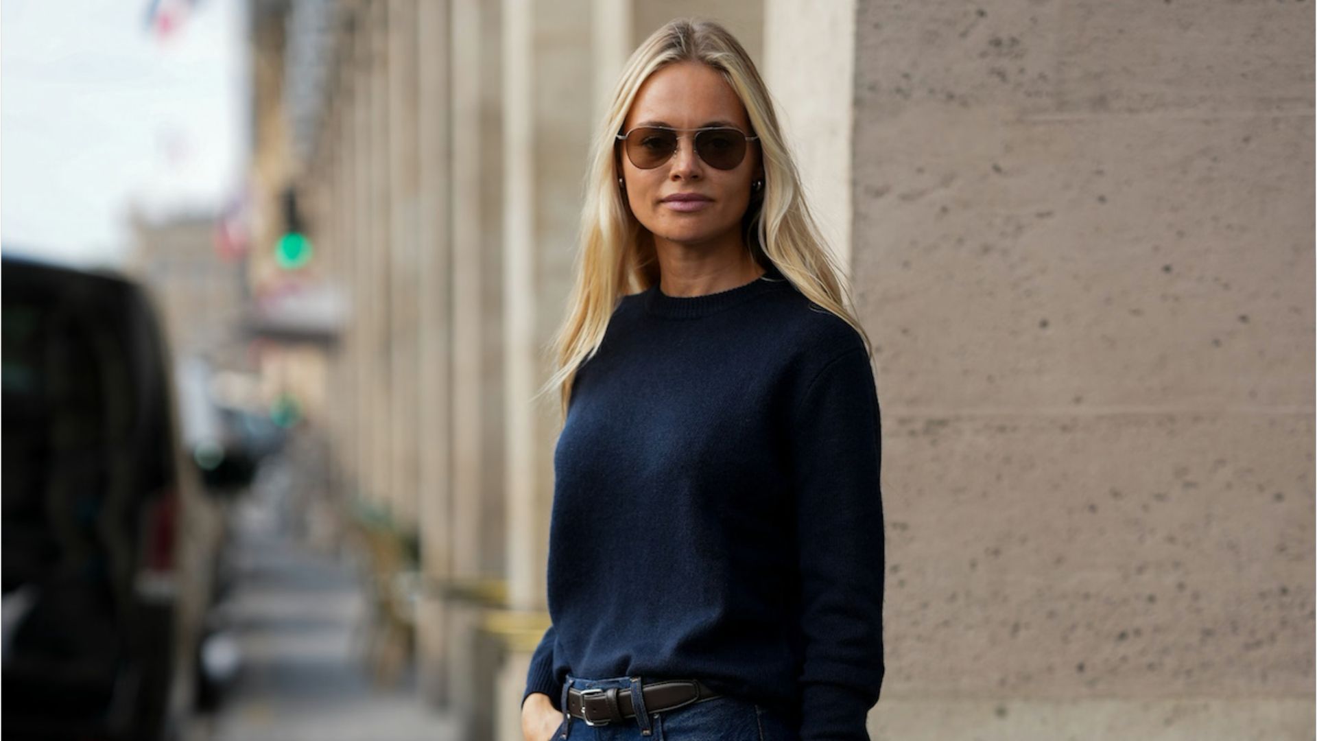 dal trench color cioccolato al maglione blu navy cinque acquisti strategici per dare al guardaroba autunnale un8217allure sofisticata senza spendere cifre da capogiro