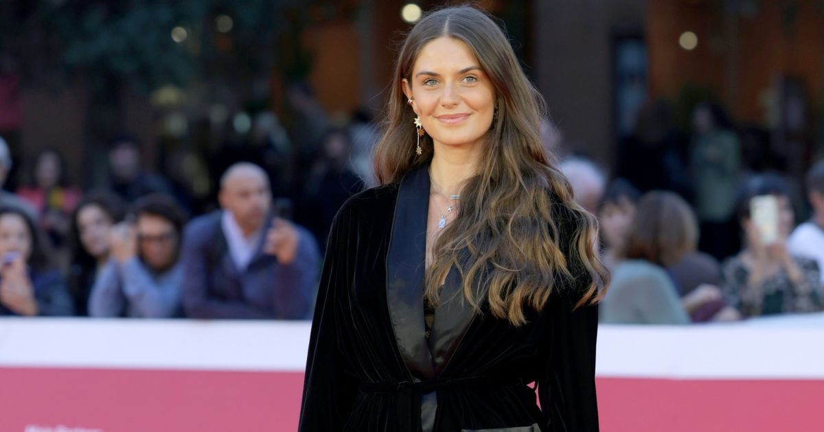 da stella bossari con il tailleur di filippa ai red carpet condivisi i look mamma figlia alla festa del cinema di roma