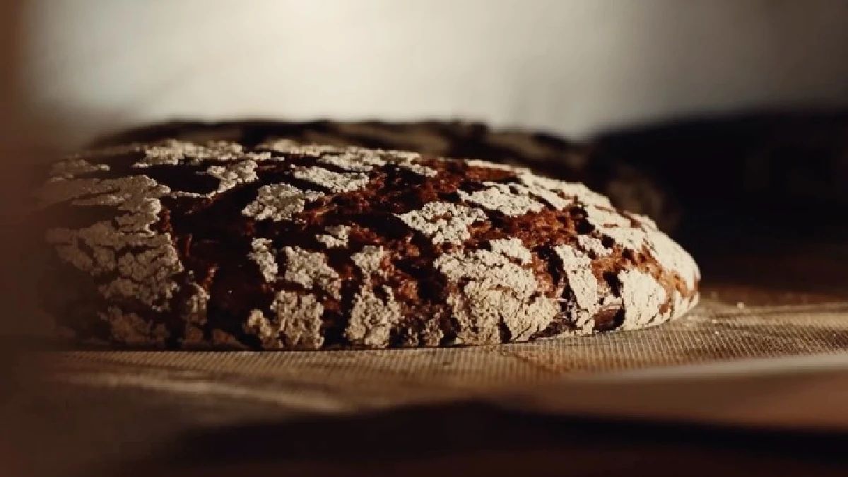 200 quello che sta accadendo nel quartiere di soho a new york dove il mastro panettiere austriaco martin auer ha aperto una boutique di lusso mascherata da forno