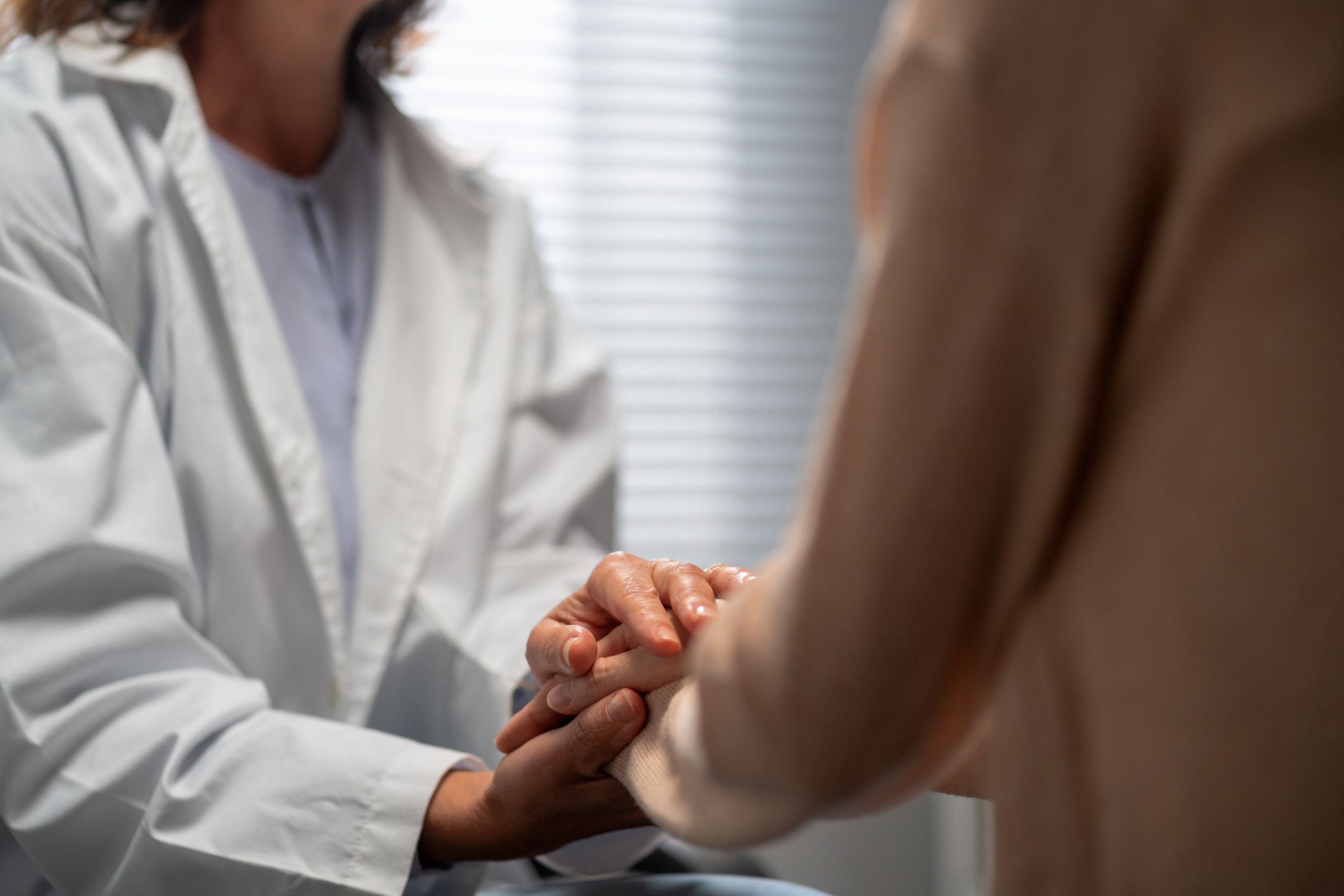 c 232 chi visita in 8 minuti concedendosi il lusso di non farsi capire ma un dottore che cura la relazione fa diagnosi migliori e ottiene risultati pi249 efficaci dalla terapia